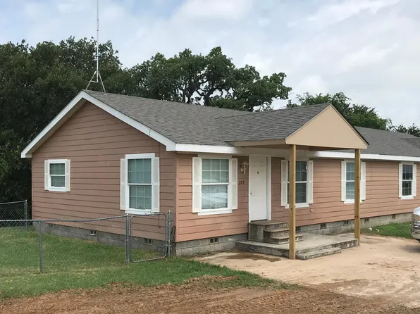 107 Windy Creek Ct, Springtown, TX 76082