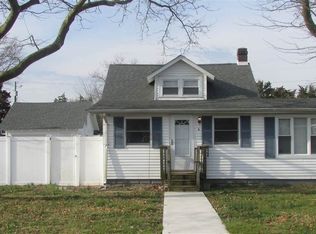 6 E Florida Ave, Villas, NJ 08251