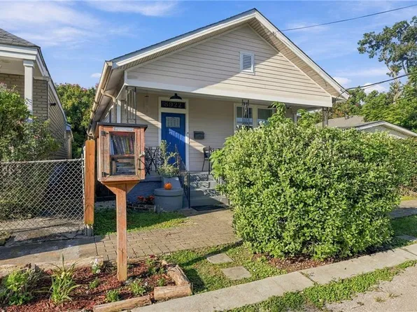 8922 Birch St, New Orleans, LA 70118