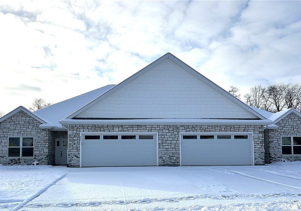 1st image of 957 Winter Ridge Dr