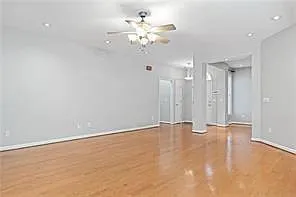 304 Laurel Glen Xing — Photo 17