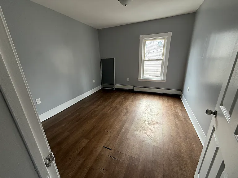 71 Pike St #201 — Photo 7