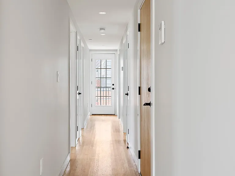 180 Norfolk Ave #1 — Photo 5