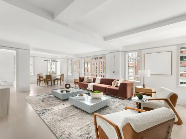 21 East 61st Street image 1 of 20