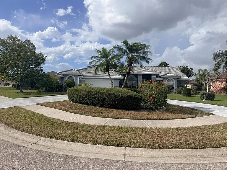 6617 Seven Pines Dr — Photo 4