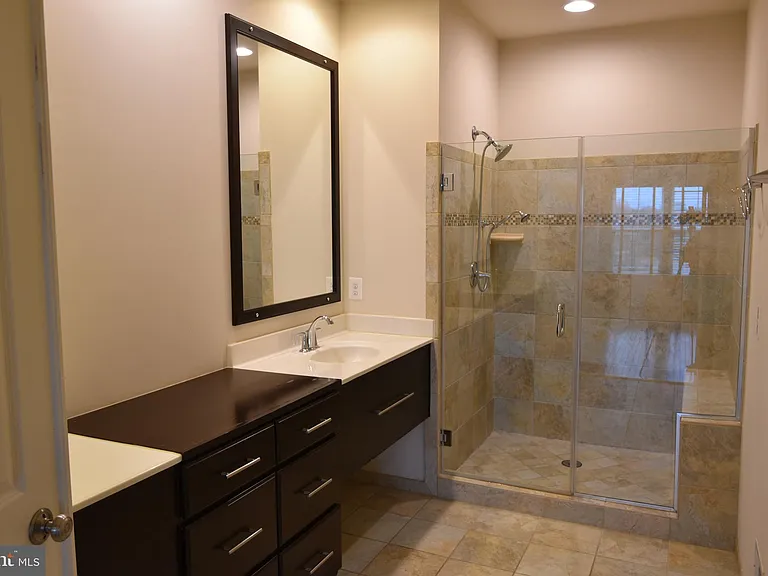 20425 Codman Dr — Photo 22