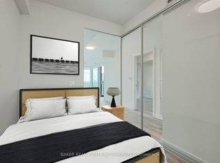 223 Redpath Ave #3705, Toronto, ON M4P 0E8