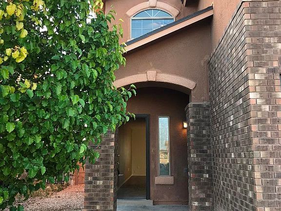 2nd image of 2821 Magic Rock Dr