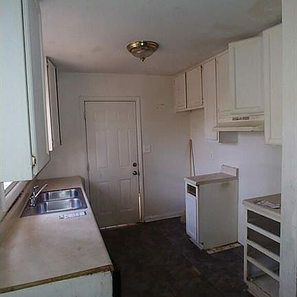 2nd image of 206 Deer Creek Trl SE
