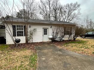 104 Dillard Hill Dr, Seneca, SC 29678