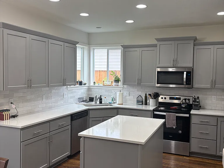 640 E Camellia St — Photo 4