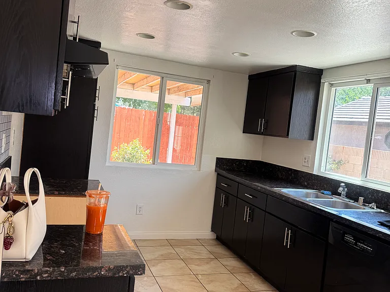 1254 E Avenue J6 — Photo 5