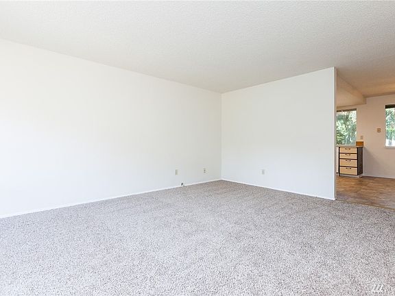 2nd image of 14243 112th Pl NE