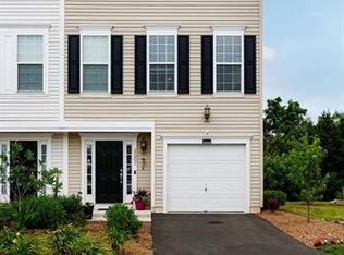 8267 Heritage Crossing Ct #24, Manassas, VA