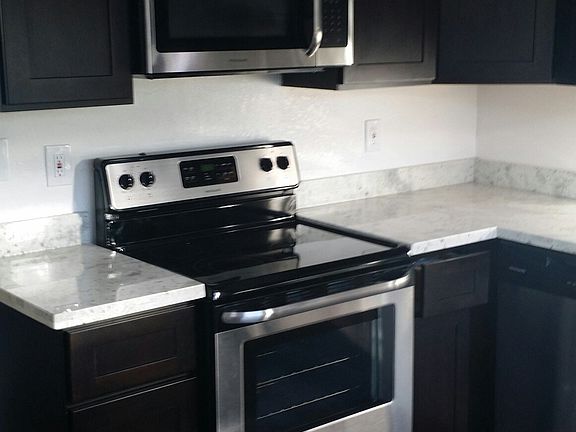 4th image of 33951 13th St #3