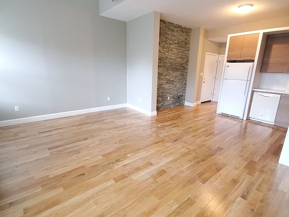 4th image of 28-33 49th St #2F