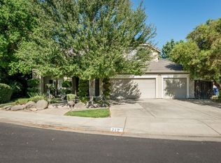 712 N Duke Ave, Clovis, CA 93611
