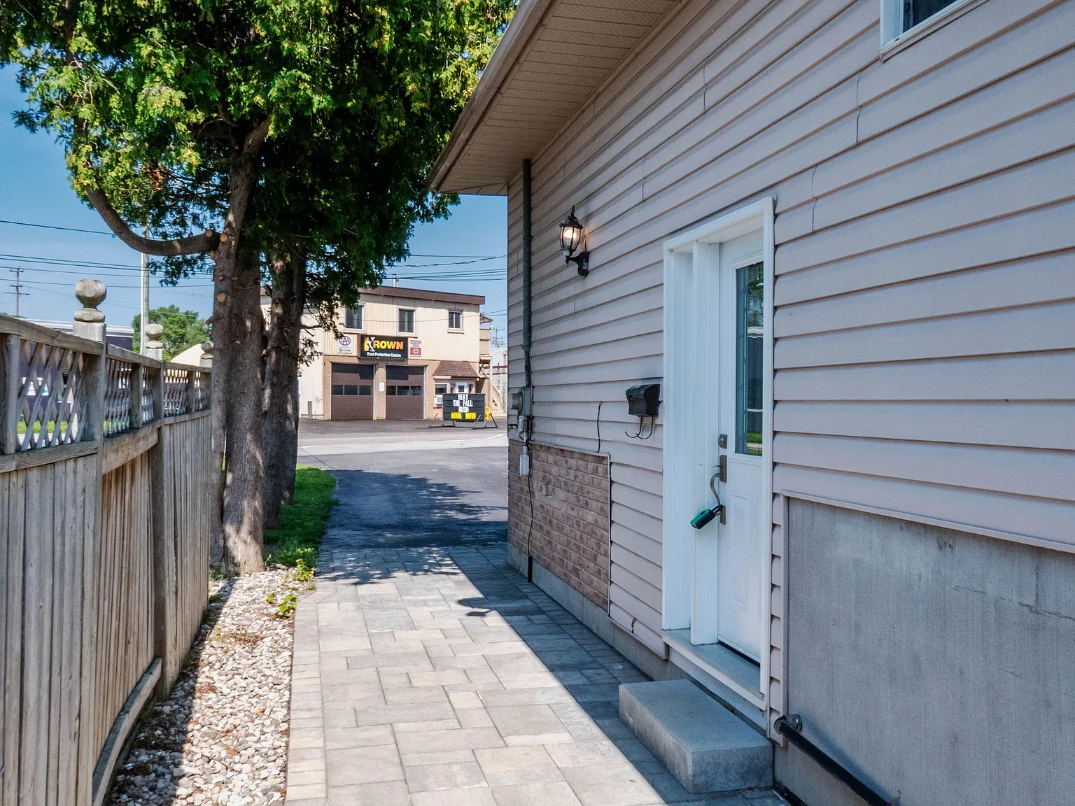 3 bed, $2,700 — Photo 4