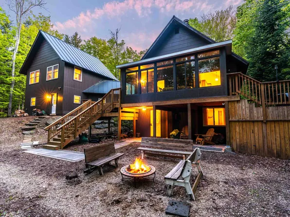370 Maple Run Lane, Stowe, VT 05672