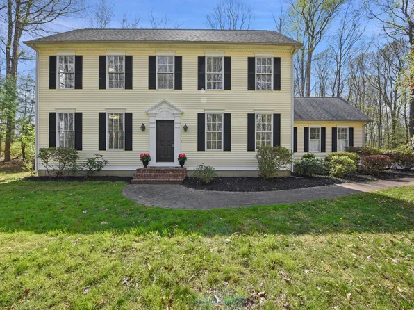 133 Overbrook Rd, Madison, CT 06443