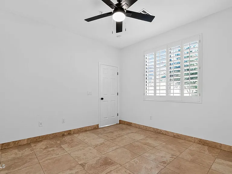7742 E Los Gatos Dr — Photo 7