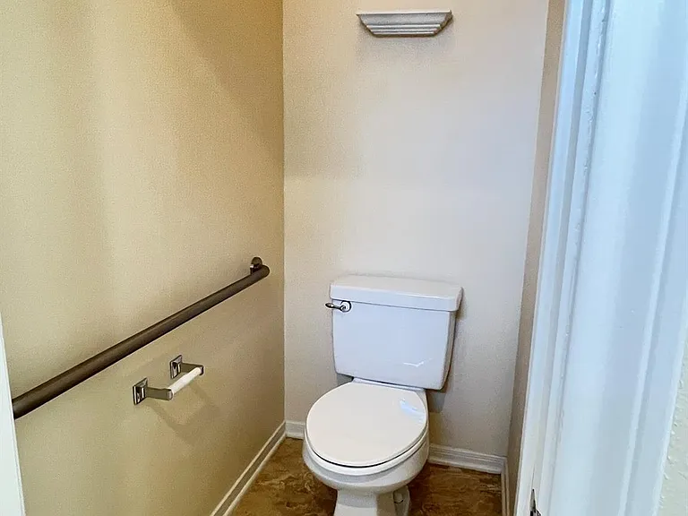 2910 Blue Dawn Dr — Photo 25