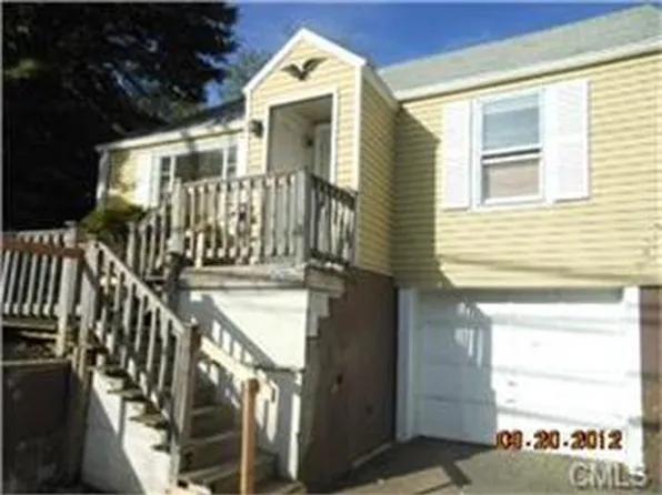 59 Carnegie Ave, Bridgeport, CT 06610