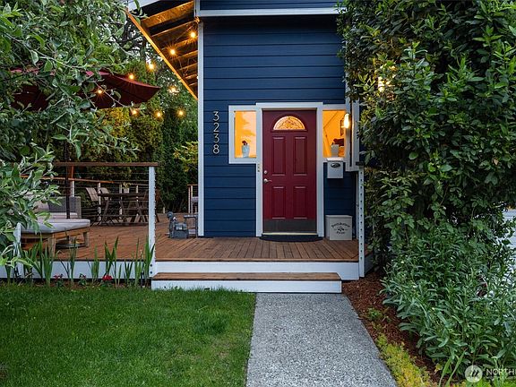 4th image of 3238 Walnut Avenue SW
