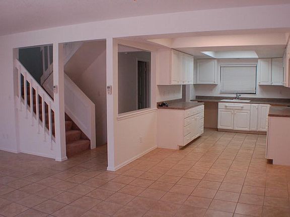 2nd image of 45 Glenroyal Dr