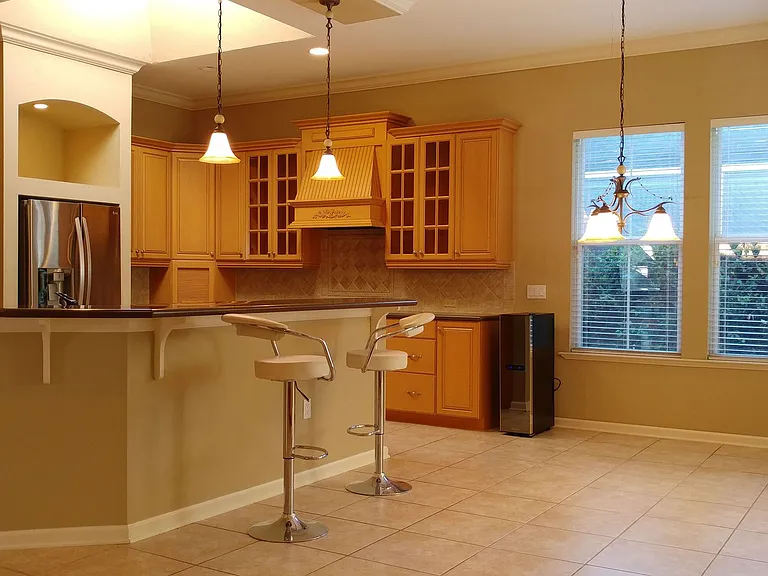 3813 SW 91st Dr — Photo 5