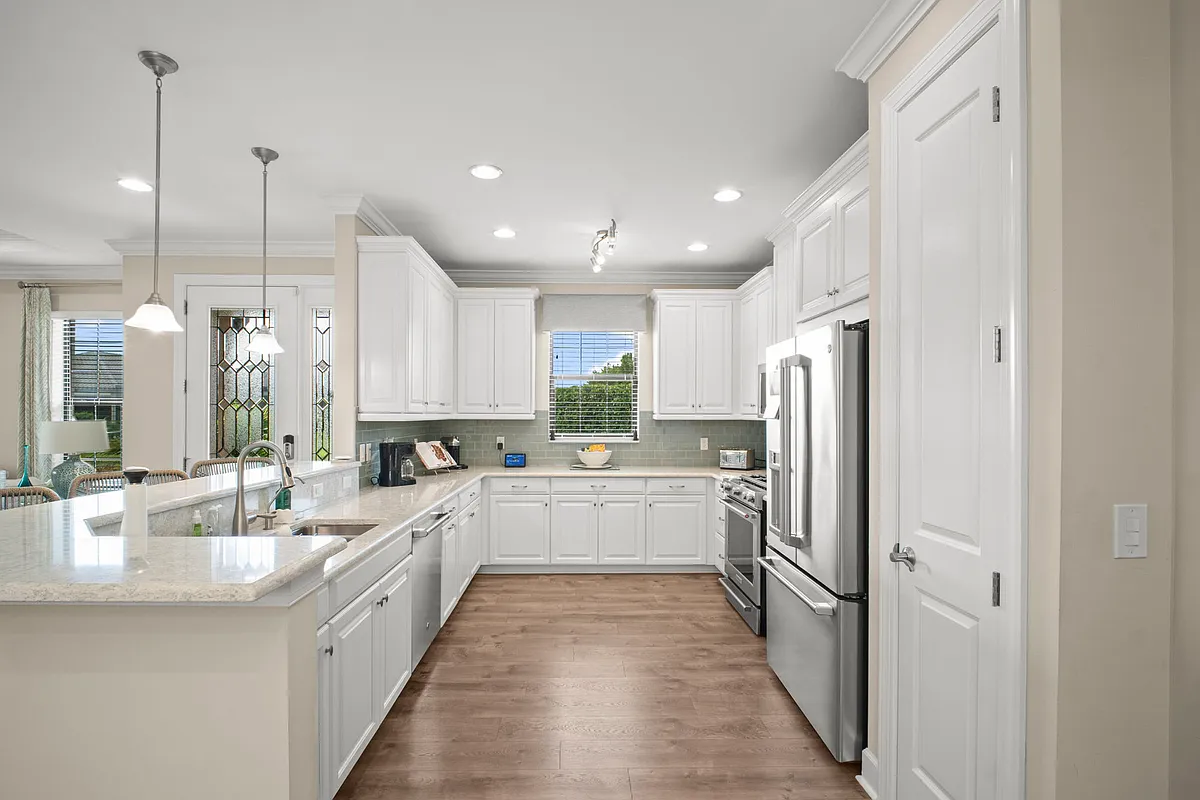Kitchen - 8486 Volaro Way