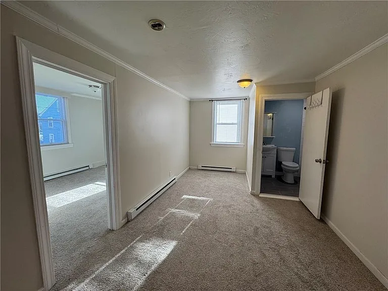 33 Saint Elizabeth St #2 — Photo 10