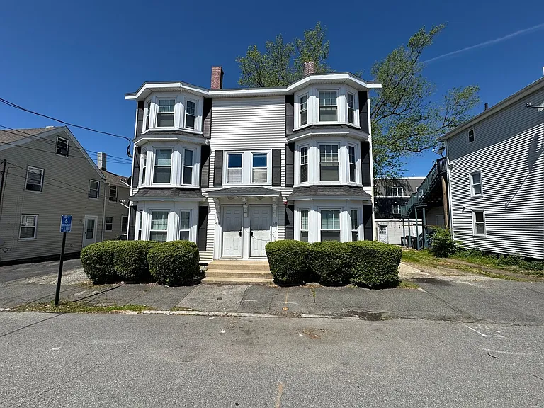 48-50 Portland St #1-50 — Photo 1