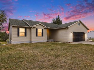 8696 Wildcat Rd, Jeddo, MI 48032