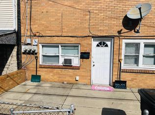 617 Minnesota St, Pittsburgh, PA 15207