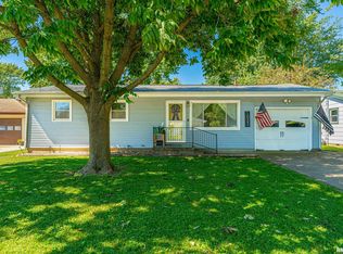 1033 N Madison St, Lincoln, IL 62656