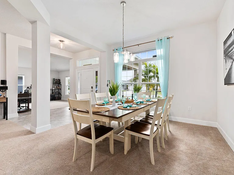 8324 Amalfi Cir — Photo 15