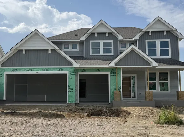 657 Sierra Pkwy, Waconia, MN 55387
