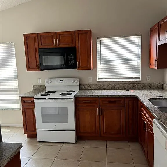 5272 Lonesome Dove Dr — Photo 7