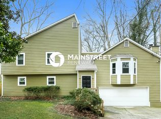 52 Debonaire Dr, Marietta, GA 30064