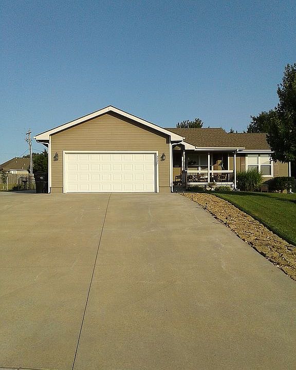 Front view from street