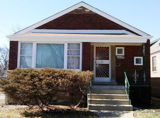 8658 S Marquette Ave, Chicago, IL 60617