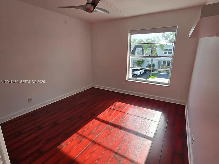 926 NE 27th Ave #926 — Photo 19