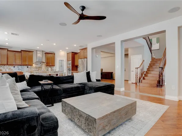 8584 Myrtle Flag Ave, Las Vegas, NV 89178