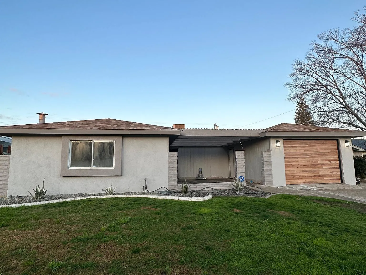4206 Knoll Dr — Photo 1