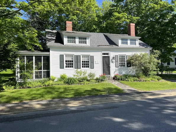 48 Lincoln Street, Paris, ME 04281