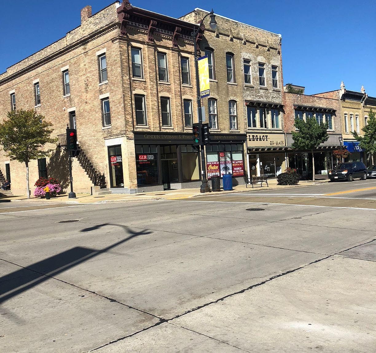 210 3rd St APT 1, Racine, WI 53403 Zillow