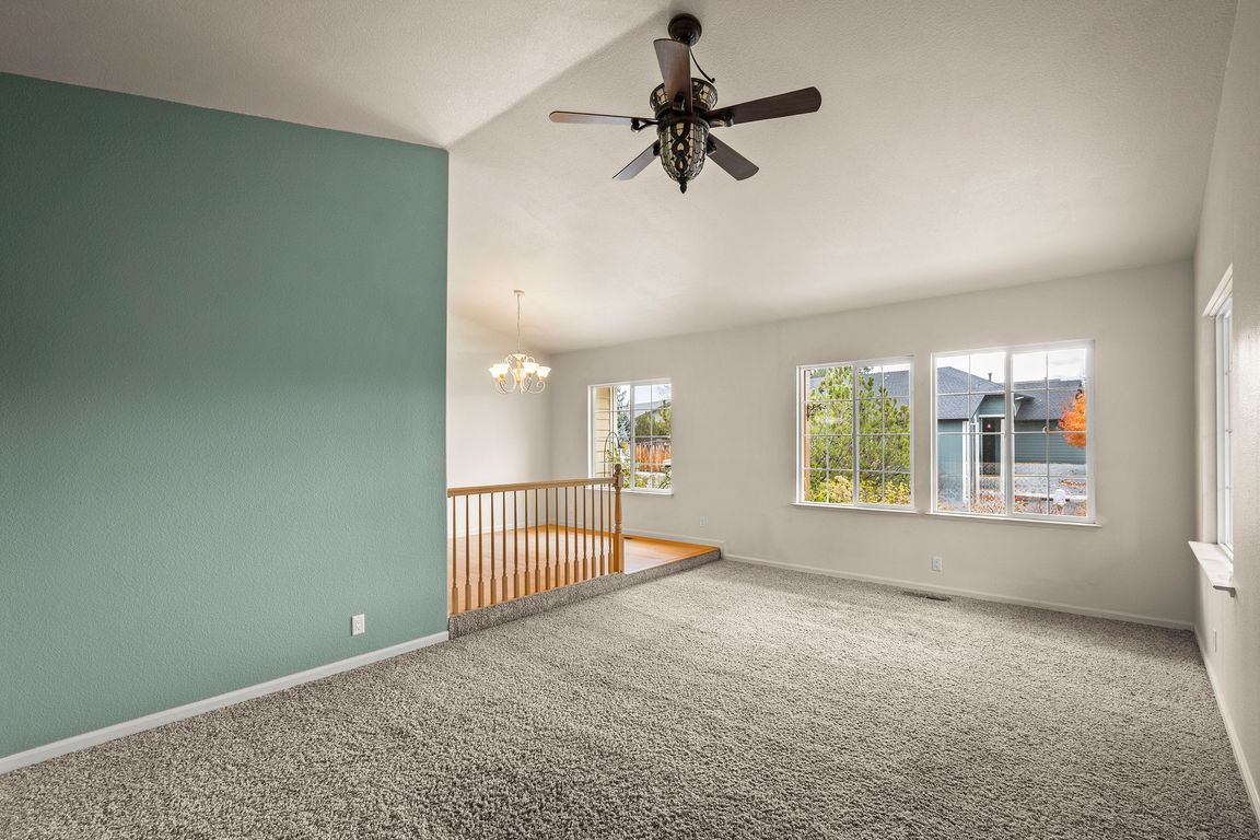 next background image