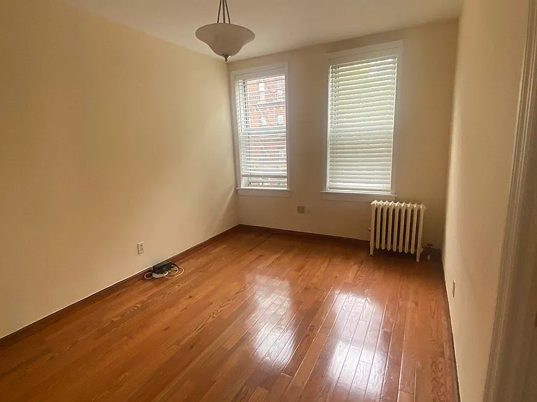 318 81st St #2 — Photo 8