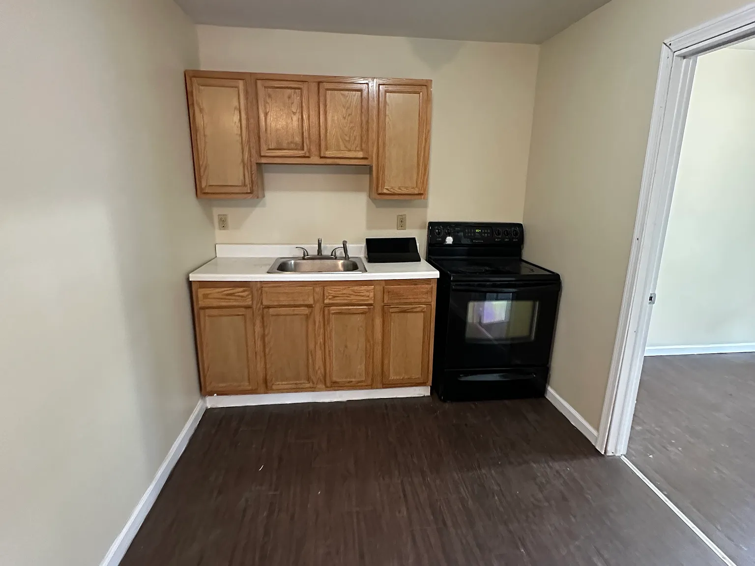 35 Pond St — Photo 2